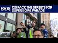 Seahawks fans pack Fourth Avenue hours before Super Bowl parade begins
