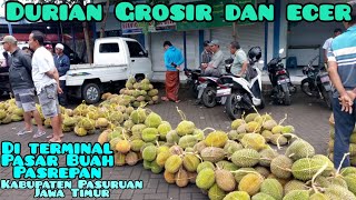 Selasa Pasaran Rame Banget pengunjung berburu Durian dan buah lainnya 