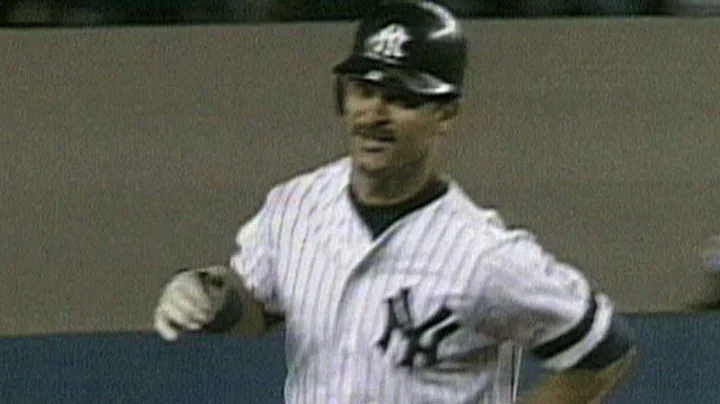 1995 ALDS, Gm 2: Mattingly homers in the postseason