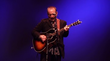 Colin Hay "Down Under" at Santa Cruz Guitars 40th Anniversary 24-Sep-2016