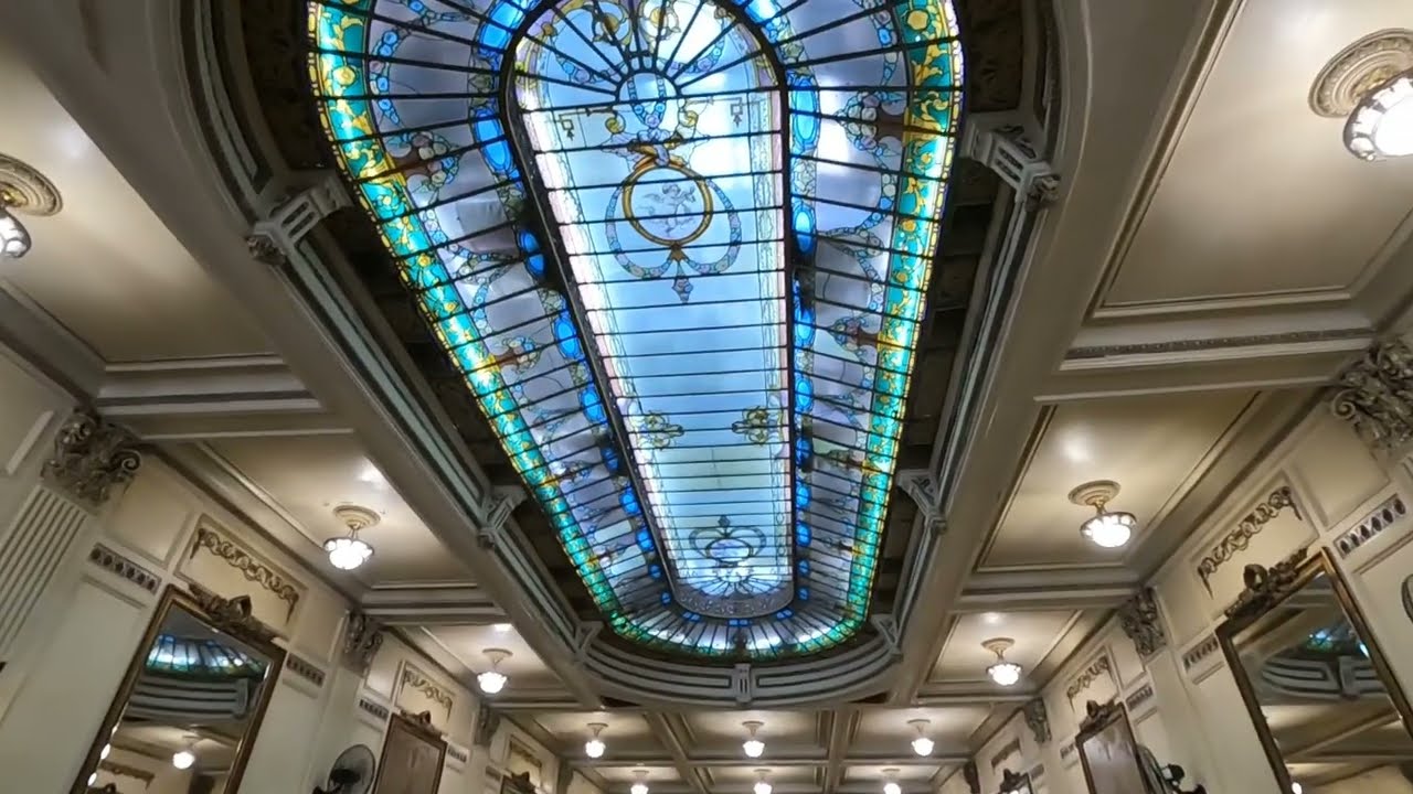 Visitei a Confeitaria Colombo