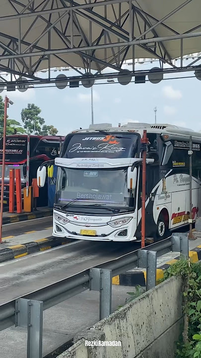 HR 020 JAVASKING🔥 Basuri Di tol Cikampek Utama ‼️ #huntingbus #busmania