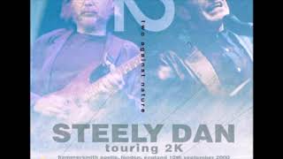 Steely Dan - Daddy Don't Live In That NYC No More (Live - 2000 - WB Vocals) screenshot 3