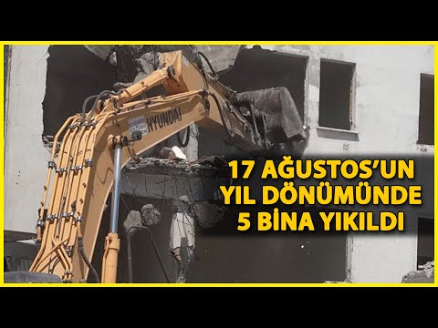 Büyükçekmece'de Hasarlı 5 Binanın Yıkımı Gerçekleşti