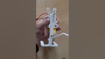 Designing an easily assembled and 3D printed walking robot for STEM classes #stemeducation #maker