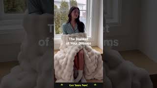 Wrap yourself in comfort with this luxury imitation fur blanket! 🛏️ See more in the bio 🛒  #CozyHo