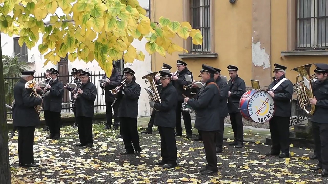 Complesso bandistico Bronese - YouTube