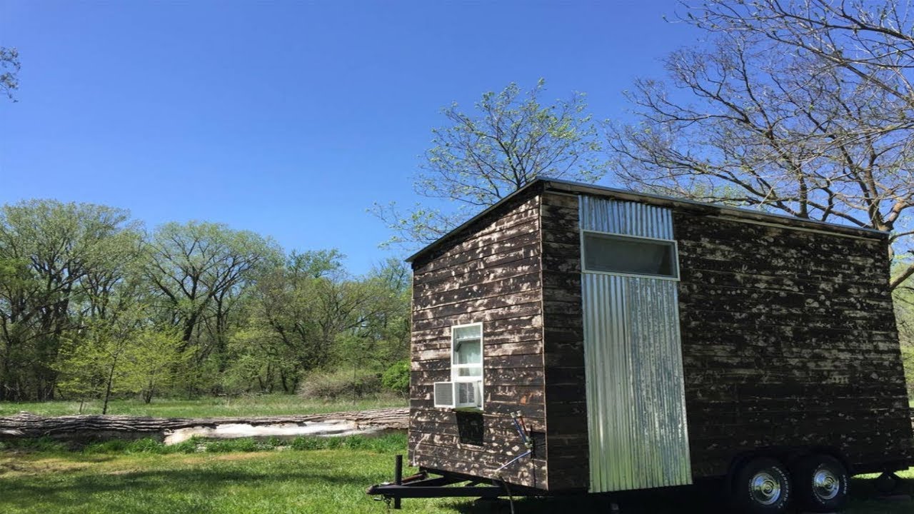 Fantastic Modern Tiny House in Gretna, NebraskaTiny House design Ideas