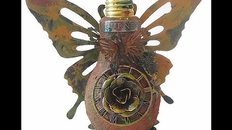 Altered LightBulb Art- with Finnabair Rust Paste