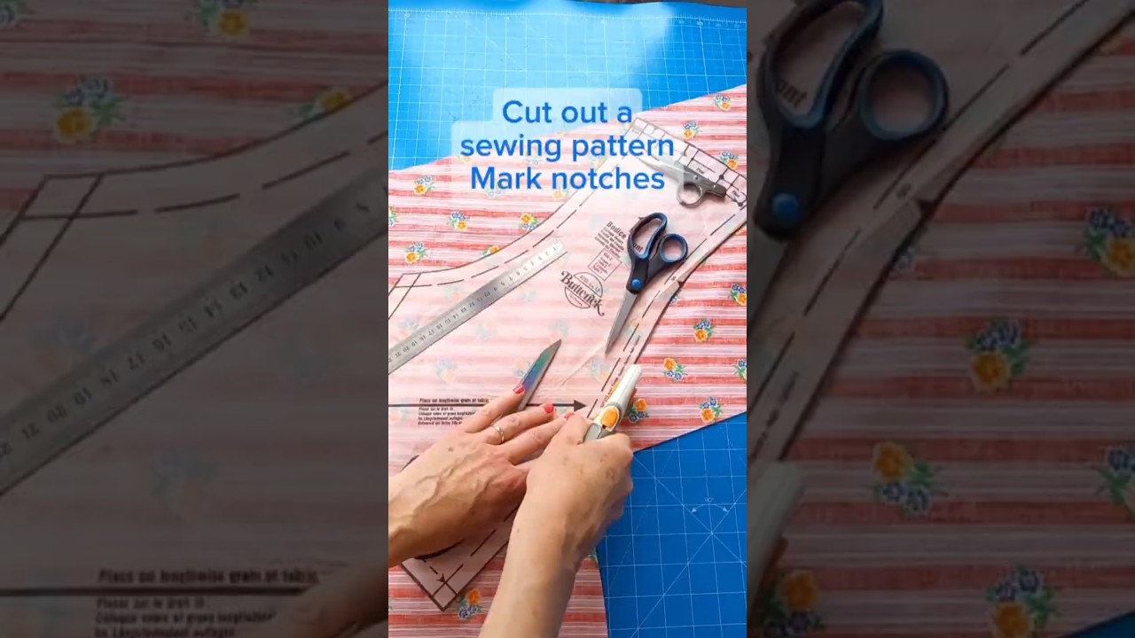 Cutting out pattern pieces | Cutting notches
