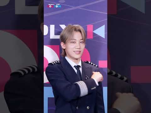 🍑ATBO&amp;#39;s Show a bubbly and refreshing <strong>face</strong> that pops! 🍑 과즙미 팡팡 터지는 상큼한 표정 보여주기 I Simply&amp;#39;s Mission <strong>Cam</strong>📹