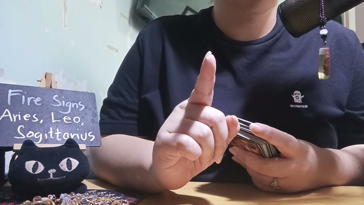 All signs Ini- Stalk ka pa ba ni Ex at Bakit?