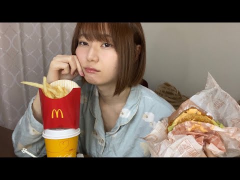 ひたすら食って寝るメンヘラ大学生の夜