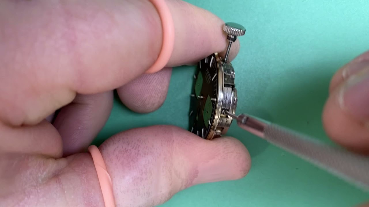 Seiko 6138 'Bullhead' Service Procedure - Part 1: Dismantling