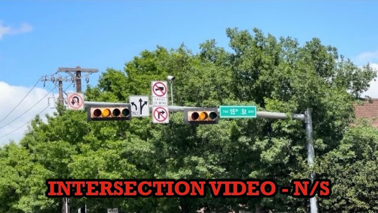 Split-Phased Intersection In Plano, TX (N/S)