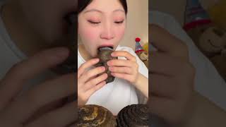 🖤 Giant Black Sesame Bread Mukbang | Soft & Creamy Chinese Bakery ASMR