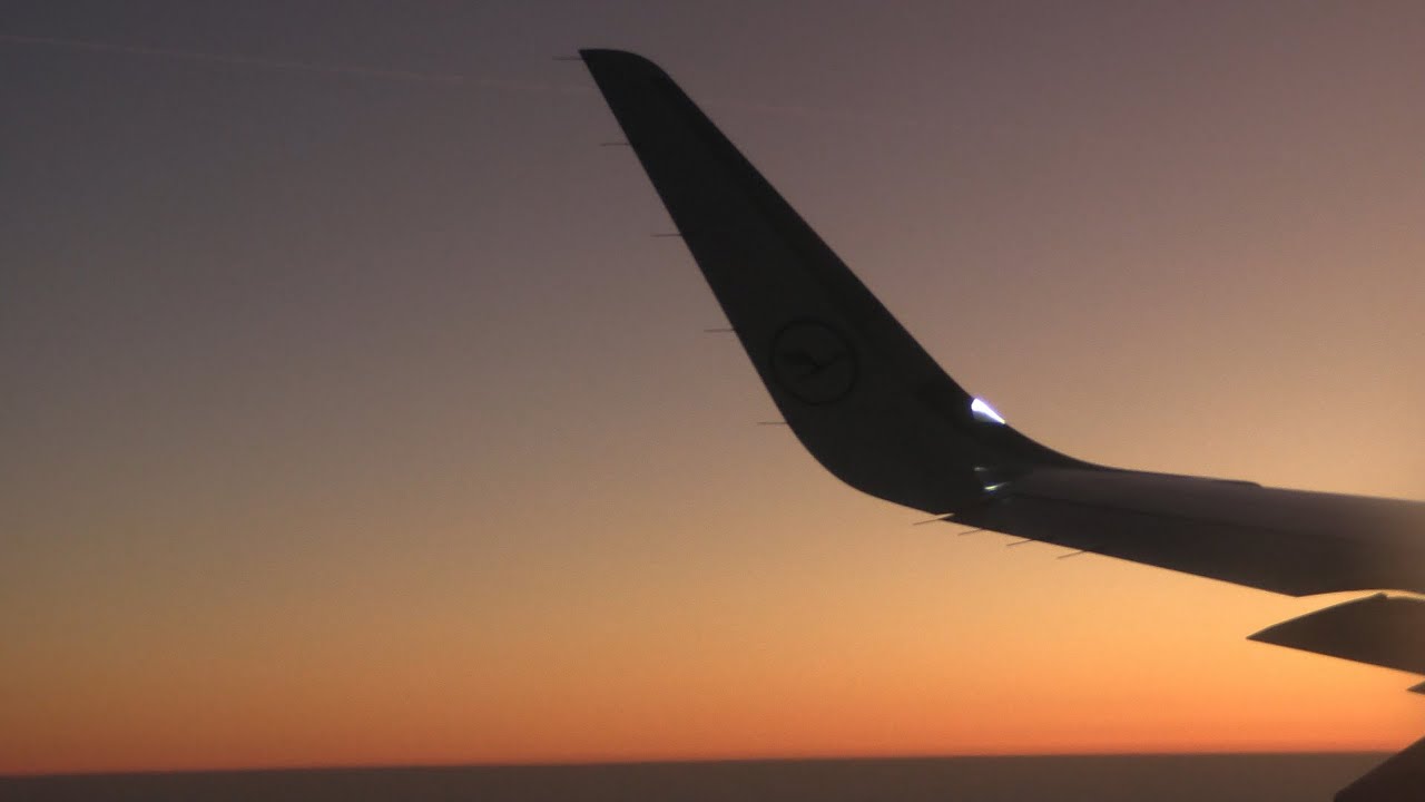 THE SIGHT & THE SOUND 4/6 : Flight onboard Lufthansa A320-214 D-AIWA from FRA to Budapest (BUD)