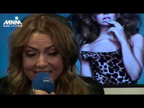 Hadise - Rolling In The Deep (Canlı Performans)