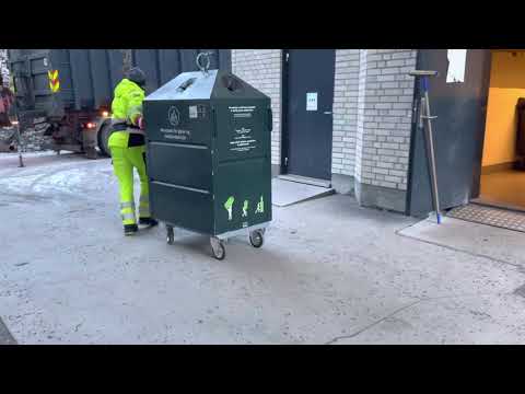 Owen ser på