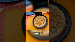 Bee-utiful Lunch: Easy Honeycomb Waffle Sandwich! #shorts