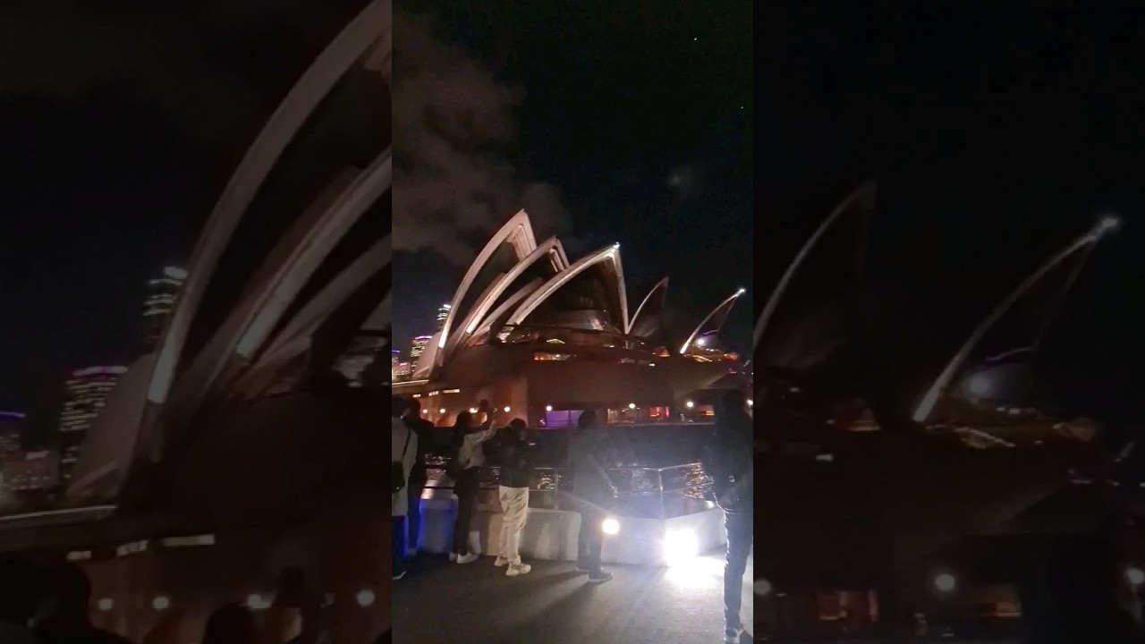 Vivid Sydney 2023 / Vivid Dinner Cruise