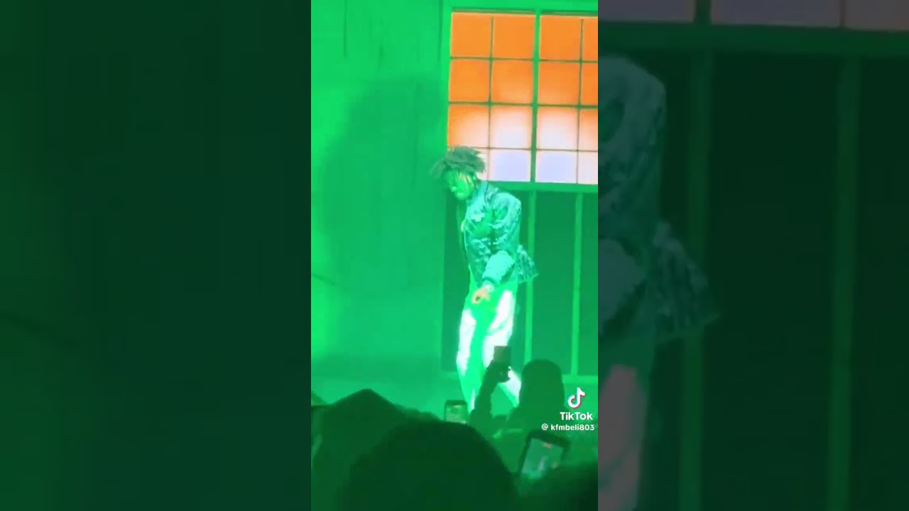 NBA Youngboy performsBring The Hook for the first time ever at sold out show i Columbia SC 