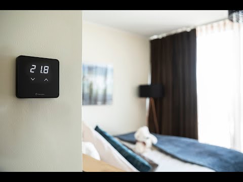 Product video thumbnail