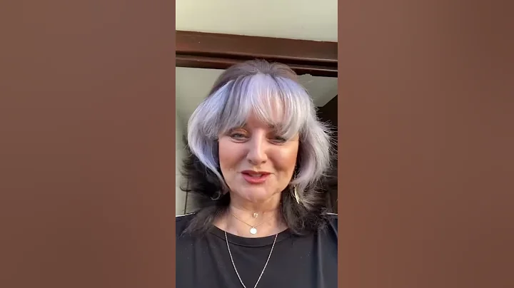 Margaret Whitaker gets covid-19 vaccine