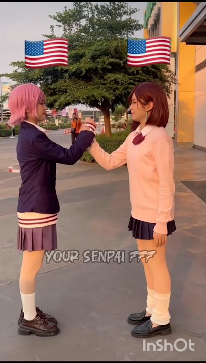 HANDSHAKE IN JAPAN VS AMERICA 🇯🇵🆚🇺🇸 #dandadan #cosplay #comedy #ayase