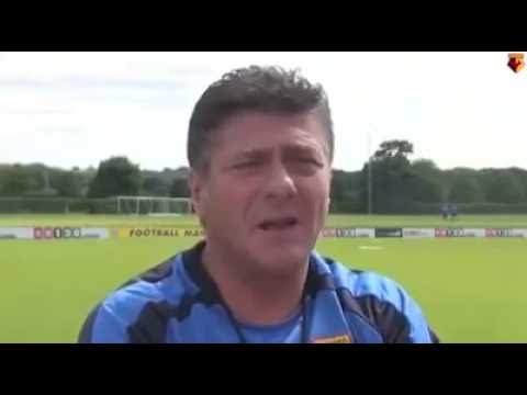 Allegri e i suoi fratelli: i disastri dei tecnici italiani con l'inglese - VIDEO 2 Mazzarri e il suo inglese con traduzione