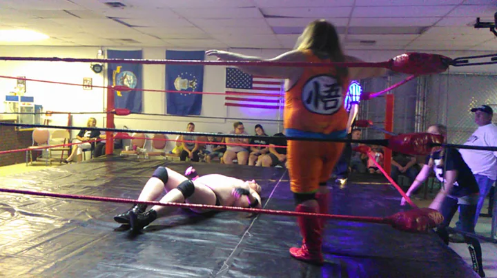 GLIDEWELL VS AARON GUNN THE STREAK CONTINUES TO 26-0
