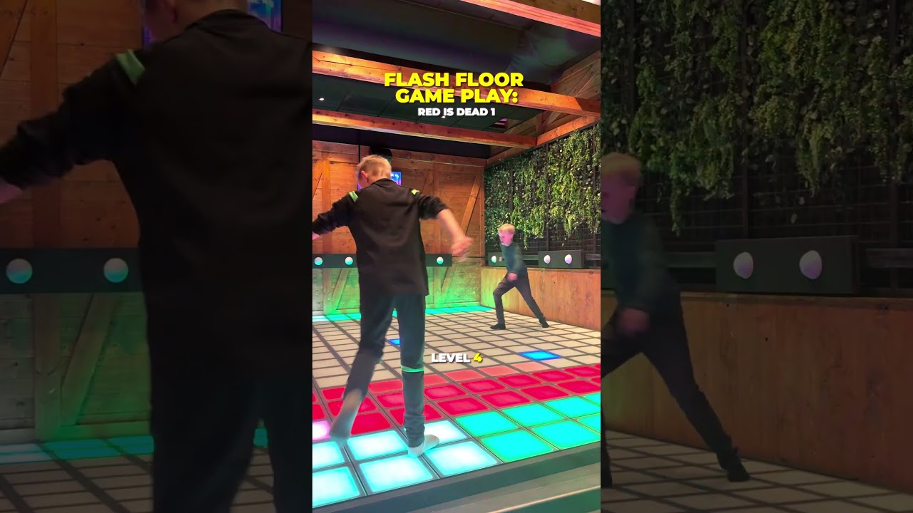 "Flash Floor gameplay! Red = Dead! Avoid the danger zones and survive the chaos! 🔴⚡🎮