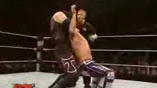 Kevin Thorn W Ariel Vs Shannon Moore