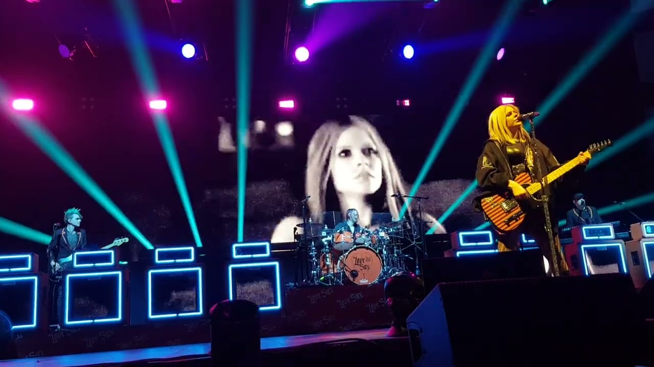 My Happy Ending - Avril Lavigne / Wiener Stadthalle, Vienna [27.04.2023]