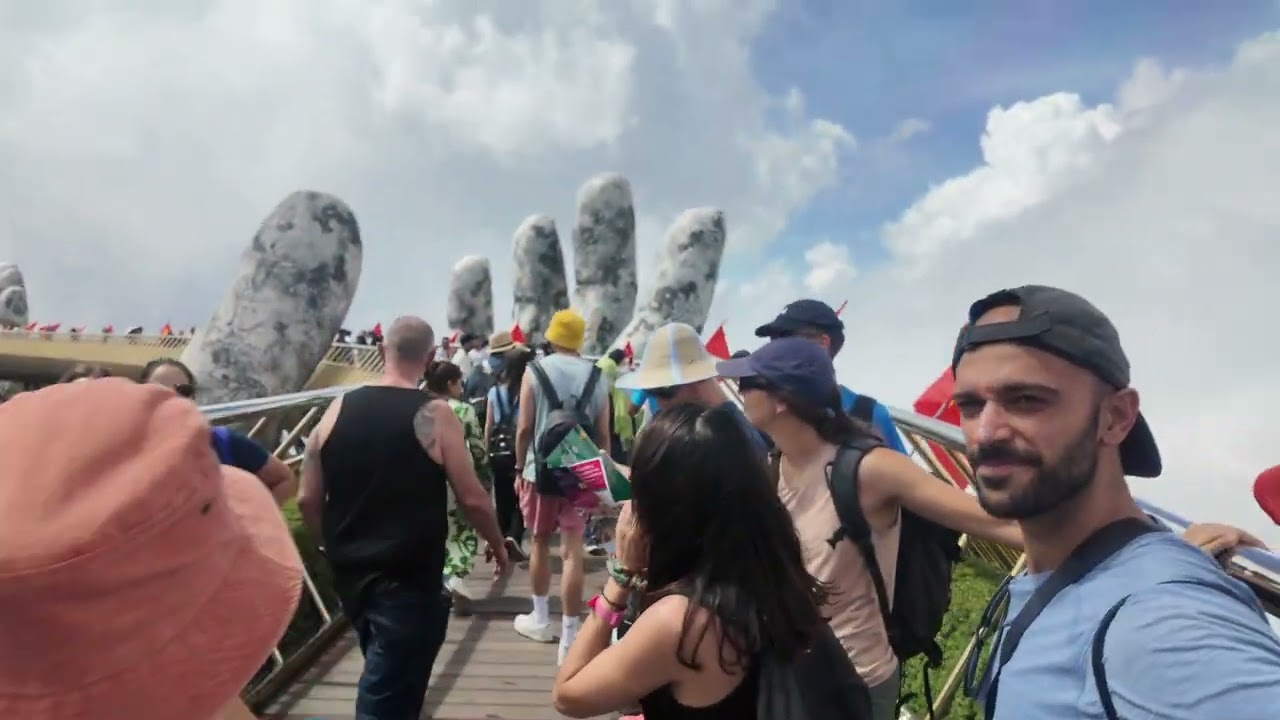golden bridge and highest spot of bana hills