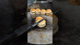 Burger kaise banaen #bhagwatifast #food #burgerfi #streetfood #cooking #indianfood #burger