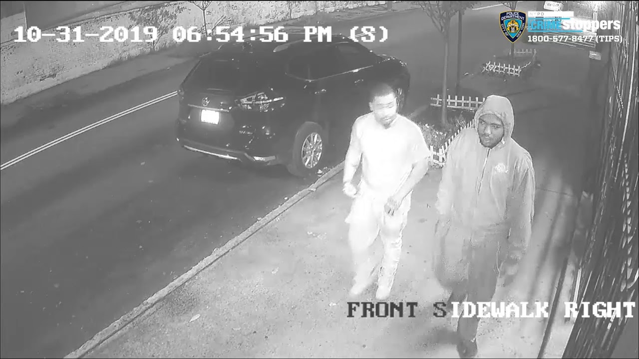 Men sought for questioning in knifepoint robbery - YouTube