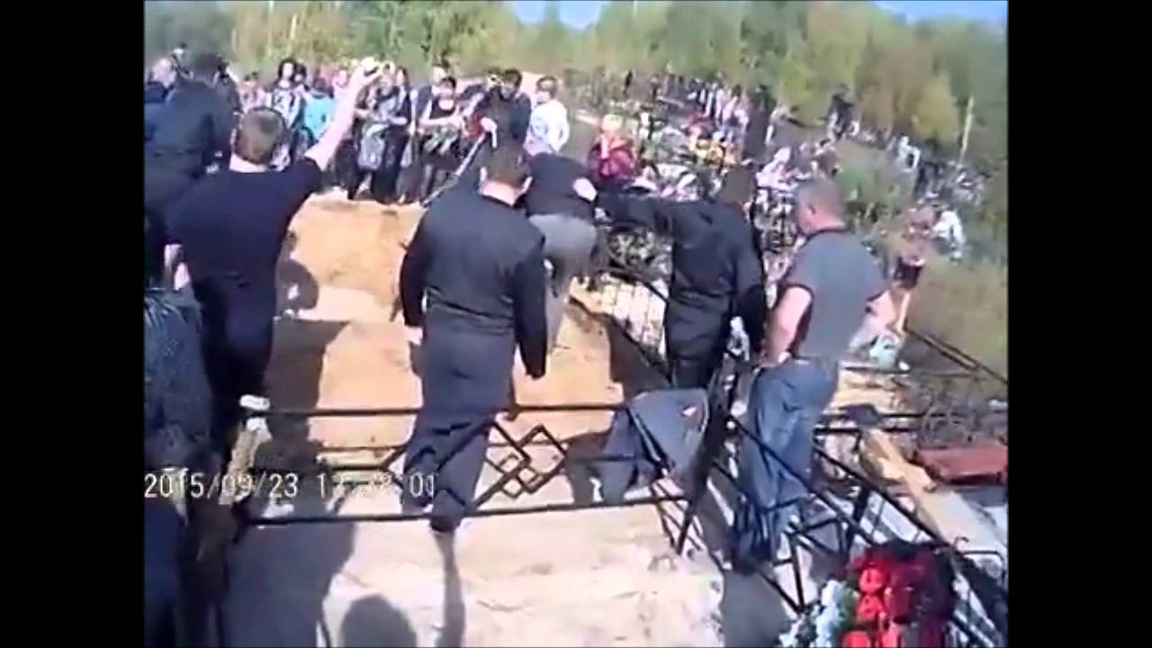 Похороны кобякова фото крупным планом