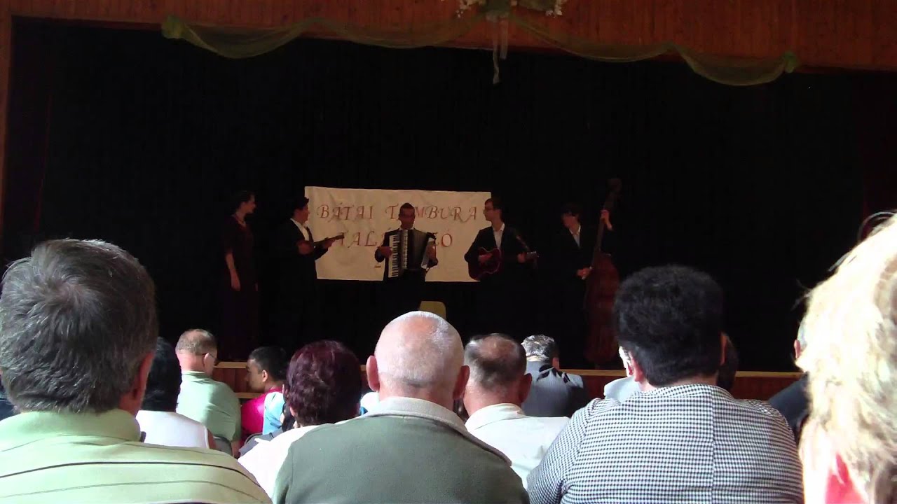 I. Bátai tambura találkozó Pántlika zenekar YouTube