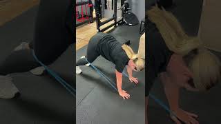 Bear Pose Knee Extension