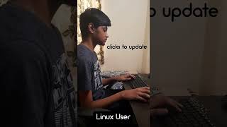 updating your pc - linux vs windows #shorts