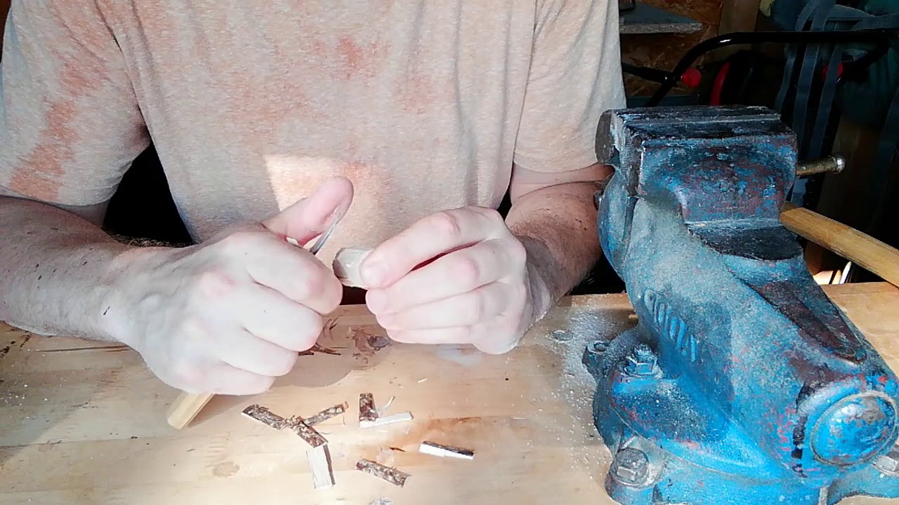 Ukážka výroby kolíka do pastierskej píšťaly