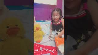 presente das tias  Lauryen