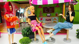 Играем в шпионов! 🕵️ Куклы Барби и Кен - новые приключения. С кем встречается кукла Barbie?