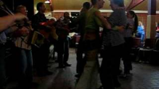 French Folk Dance - Melinalida