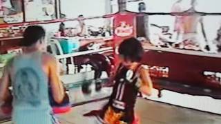 Sityodtong muay thai gym　pattaya　(ムエタイ少女)