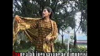 Lagu Kerinci - Tumbuk Panano - Yuli Afan