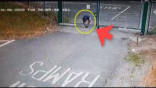 Rescue Puppy Who Was Squashed Under The Gate By A Cowardly Thug [Caught On Security Camera] by The DoCa 1,094 views 1 month ago 3 minutes, 36 seconds