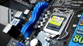 ASUS P8P67 LE P67 Core i7 Crossfire Sandy Bridge Motherboard Unboxing & First Look Linus Tech Tips