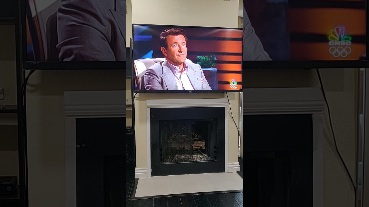 baby watching shark tank #sharktank #baby - YouTube